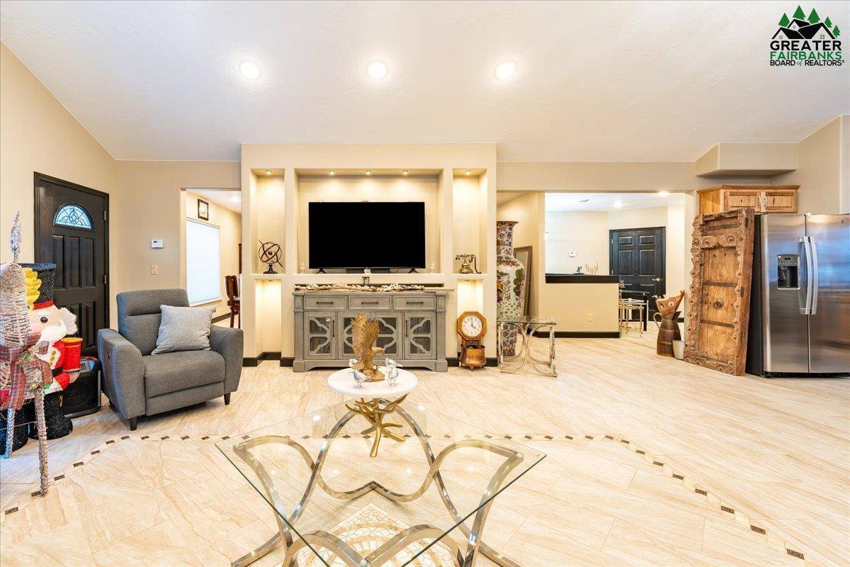 1717 Violin Circle, Fairbanks, AK 99709