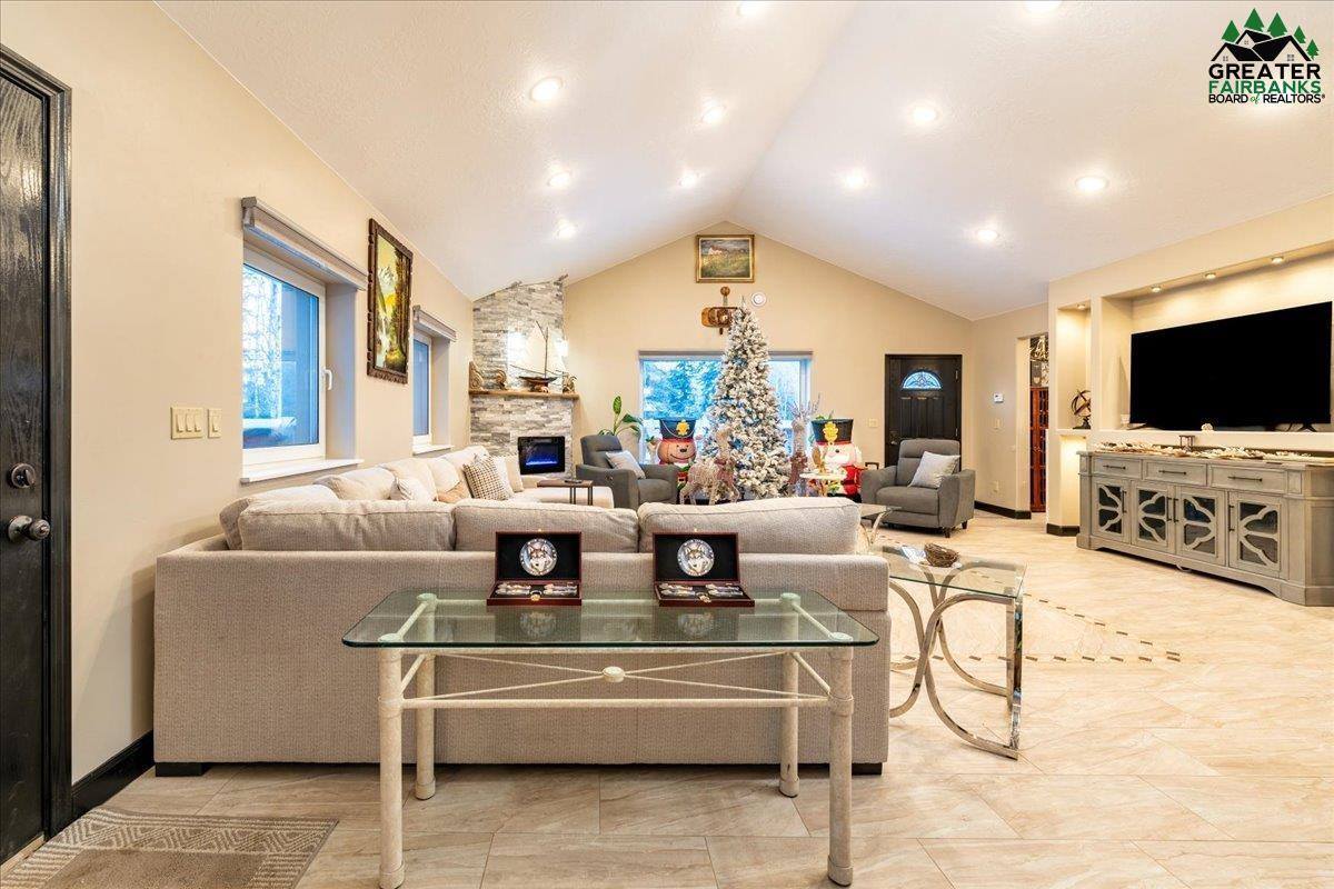 1717 Violin Circle, Fairbanks, AK 99709