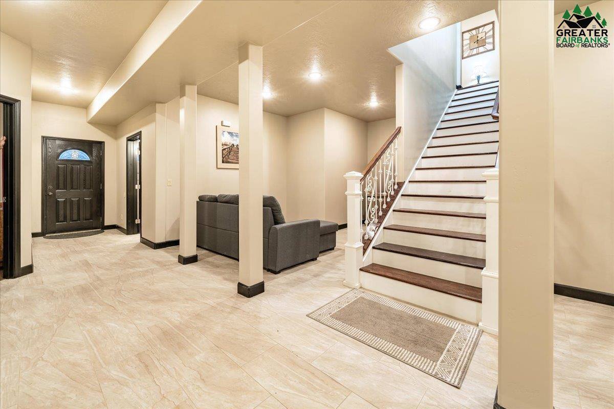 1717 Violin Circle, Fairbanks, AK 99709