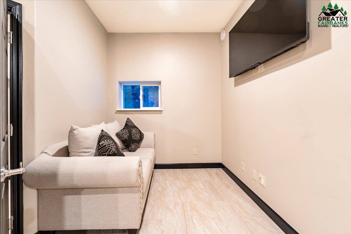 1717 Violin Circle, Fairbanks, AK 99709