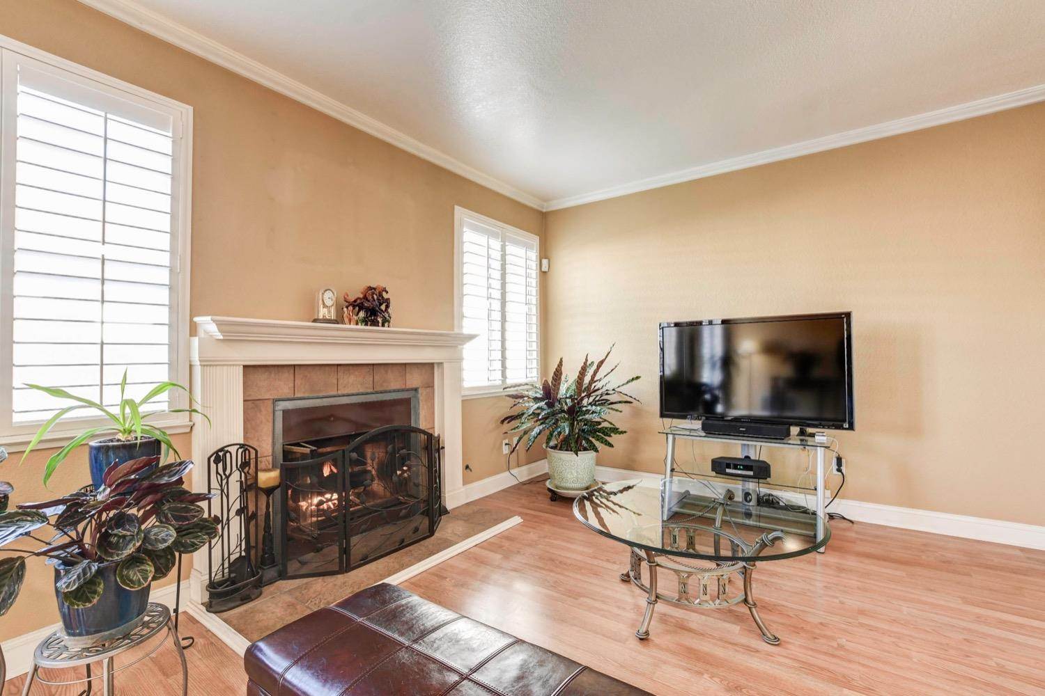 5026 Opal Creek Court, Elk Grove, CA 95758