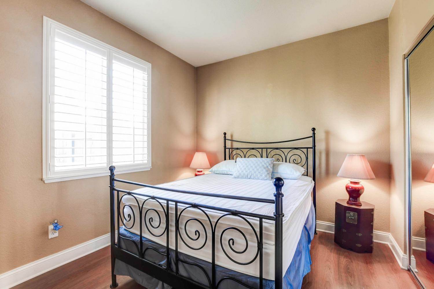 5026 Opal Creek Court, Elk Grove, CA 95758