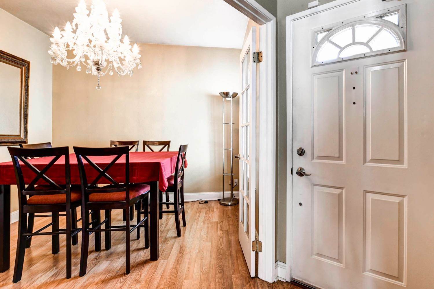 5026 Opal Creek Court, Elk Grove, CA 95758