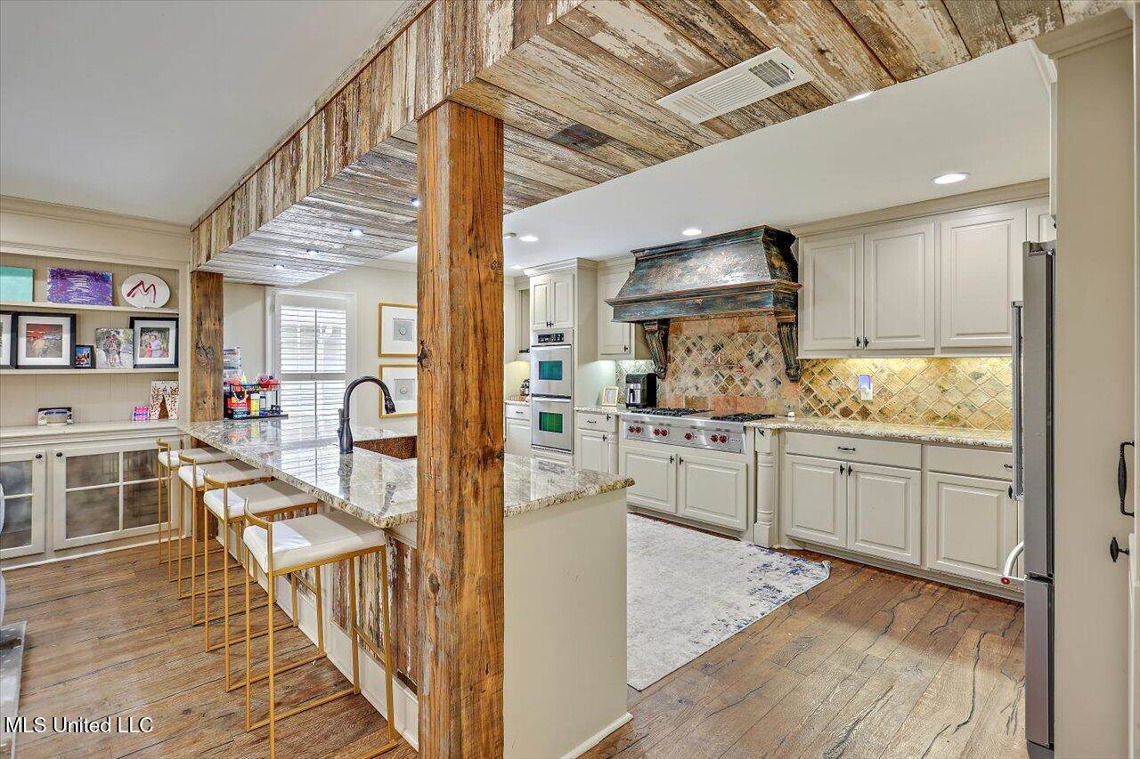 1641 Sheffield Drive, Jackson, MS 39211