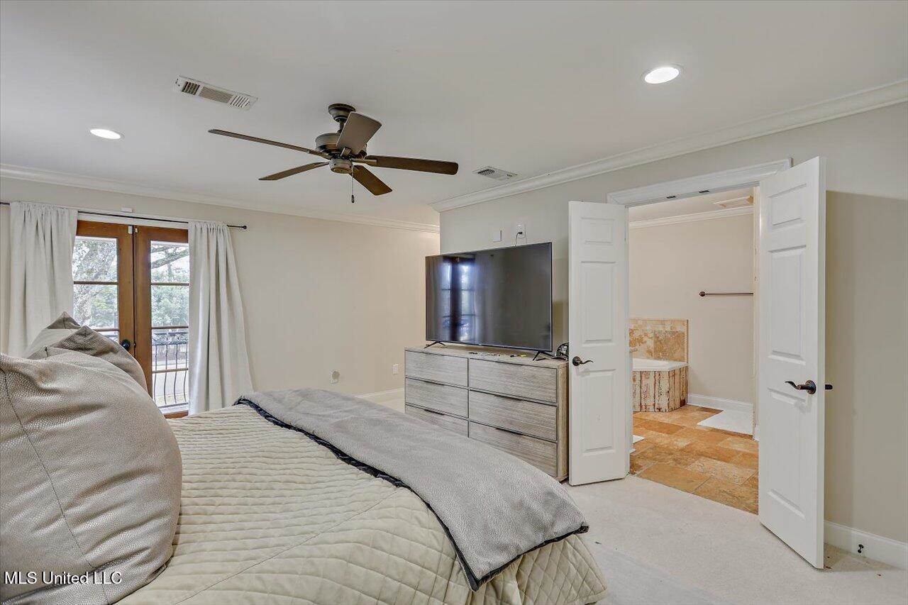 1641 Sheffield Drive, Jackson, MS 39211