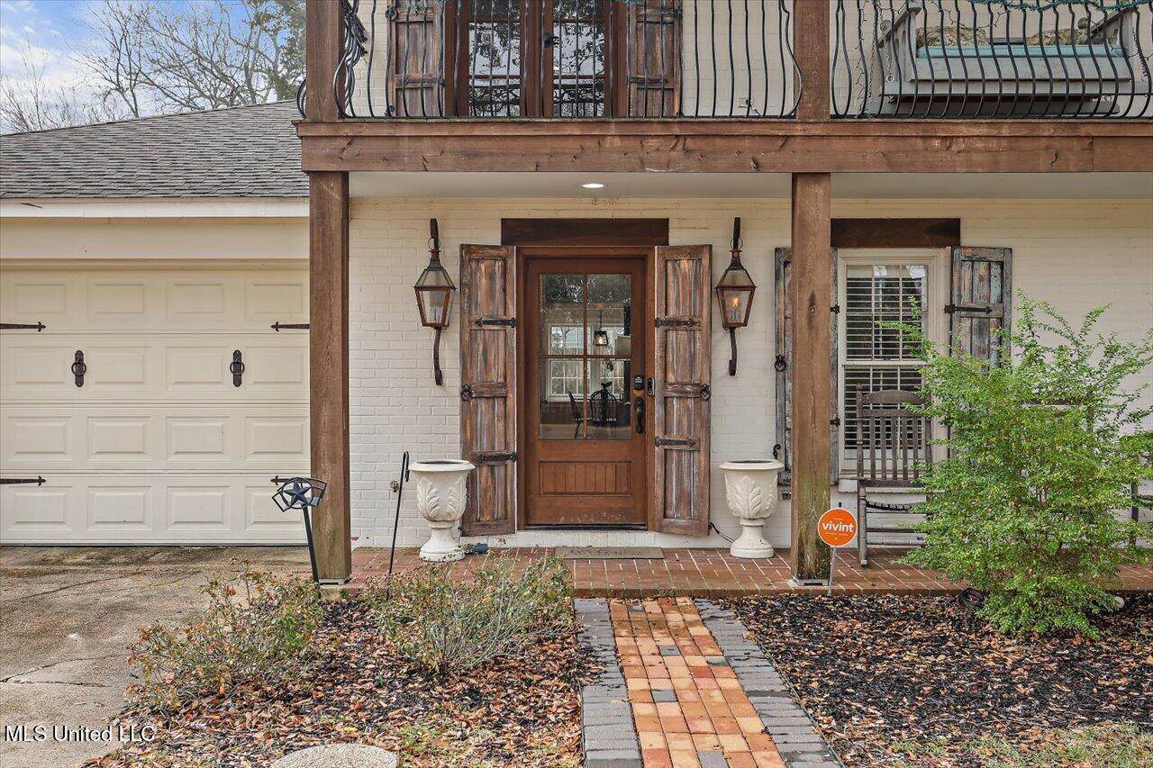 1641 Sheffield Drive, Jackson, MS 39211