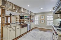 1641 Sheffield Drive, Jackson, MS 39211