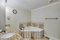 1641 Sheffield Drive, Jackson, MS 39211