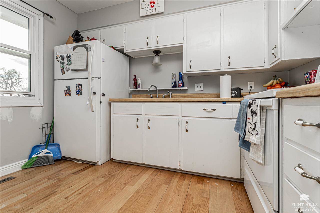 1013 South Garfield, Junction City, KS 66441