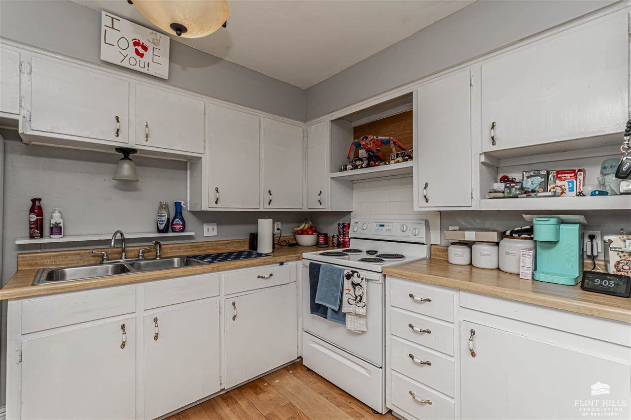 1013 South Garfield, Junction City, KS 66441