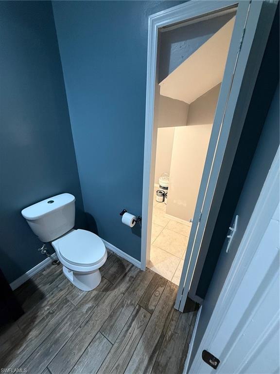 3258 Tamara DR 8, Naples, FL 34109