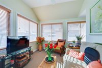 78 Cliff St, Quincy, MA 02169