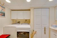 78 Cliff St, Quincy, MA 02169