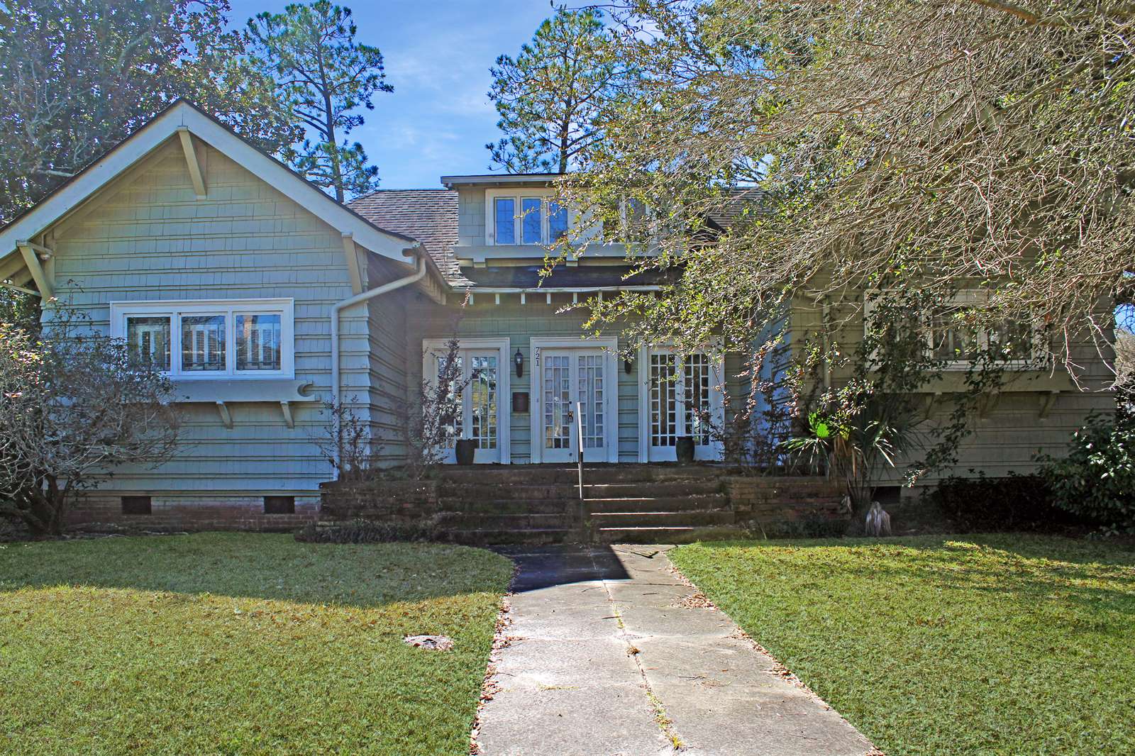 721 E 41st Street, Savannah, GA 31401