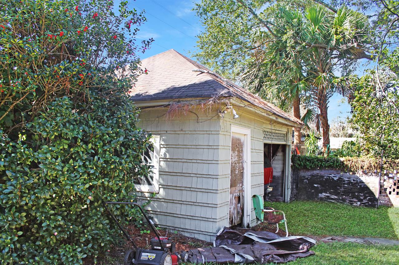 721 E 41st Street, Savannah, GA 31401