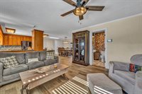 Listing Photo 17