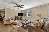 Listing Photo 18