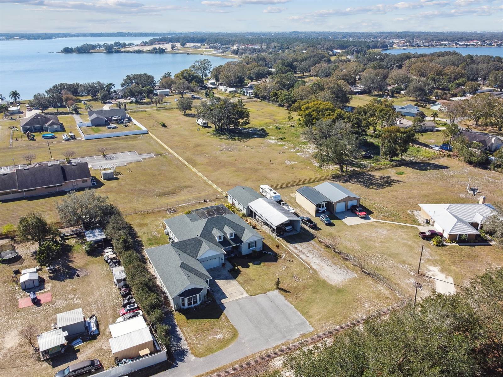 1027 Bradbury Road, Winter Haven, FL 33880