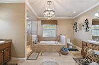 1027 Bradbury Road, Winter Haven, FL 33880