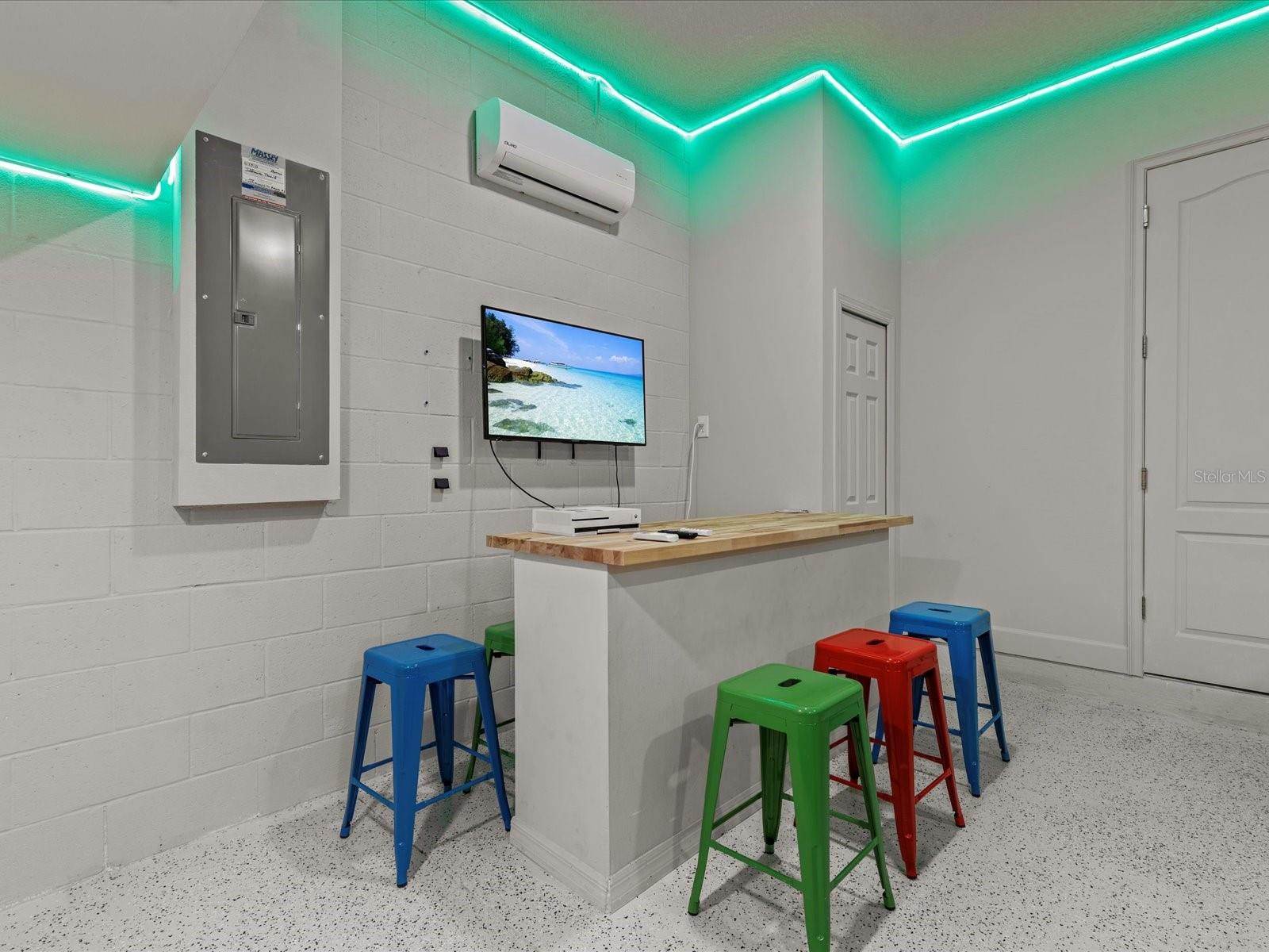 1472 Fairview Circle, Reunion, FL 34747