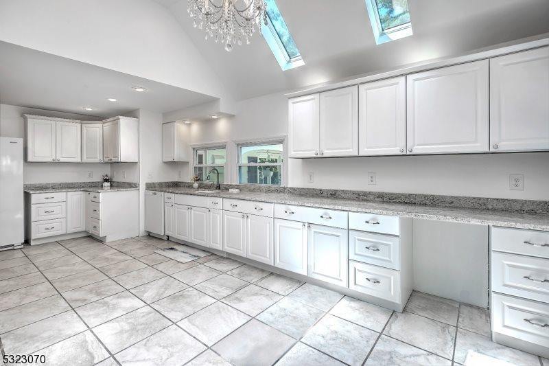 180 Lake Road, Bernards Township, NJ 07920