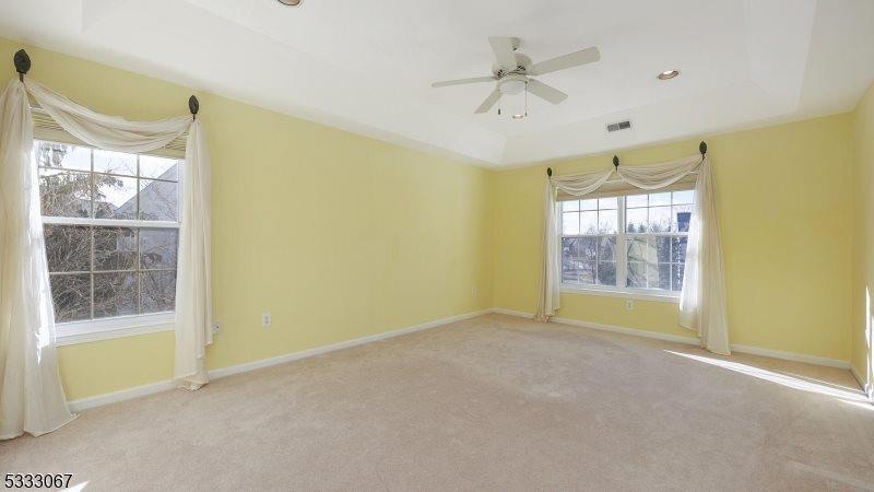 10 Noble Ct, Bridgewater Township, NJ 08807