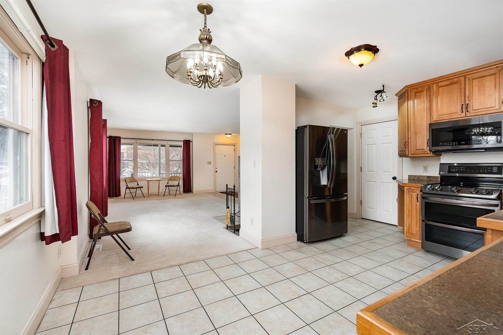 1610 Hemmeter Road, Saginaw, MI 48638