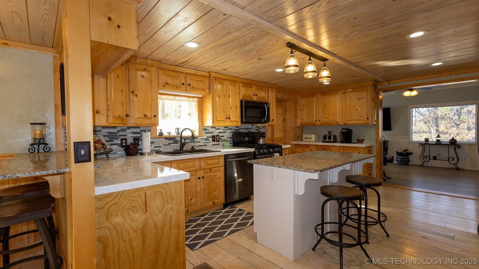 374 Cedar Tree Drive, Crowder, OK 74430