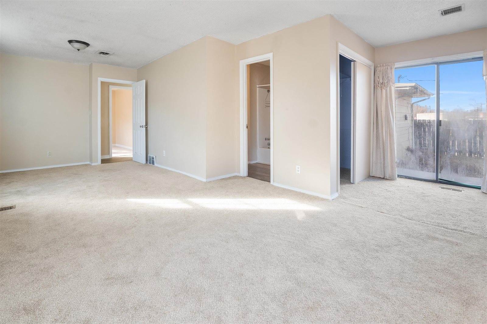 550 South Elpyco St, Wichita, KS 67218