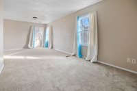 550 South Elpyco St, Wichita, KS 67218