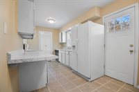 550 South Elpyco St, Wichita, KS 67218