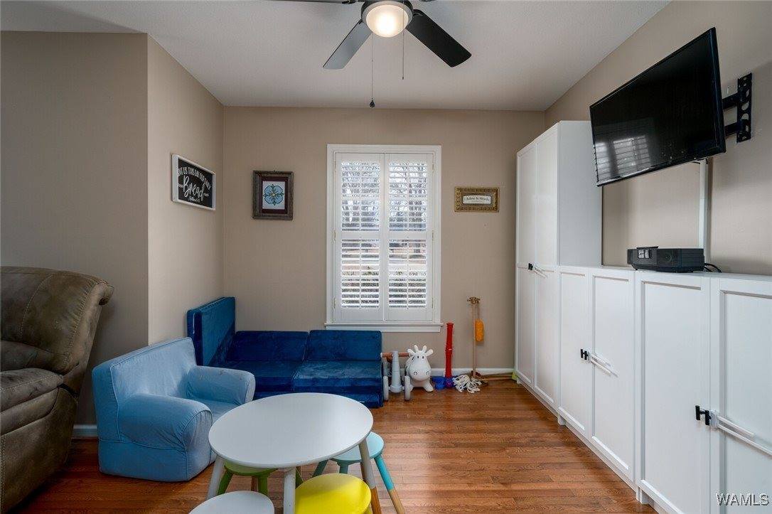 901 Fernhill Court, Northport, AL 35473