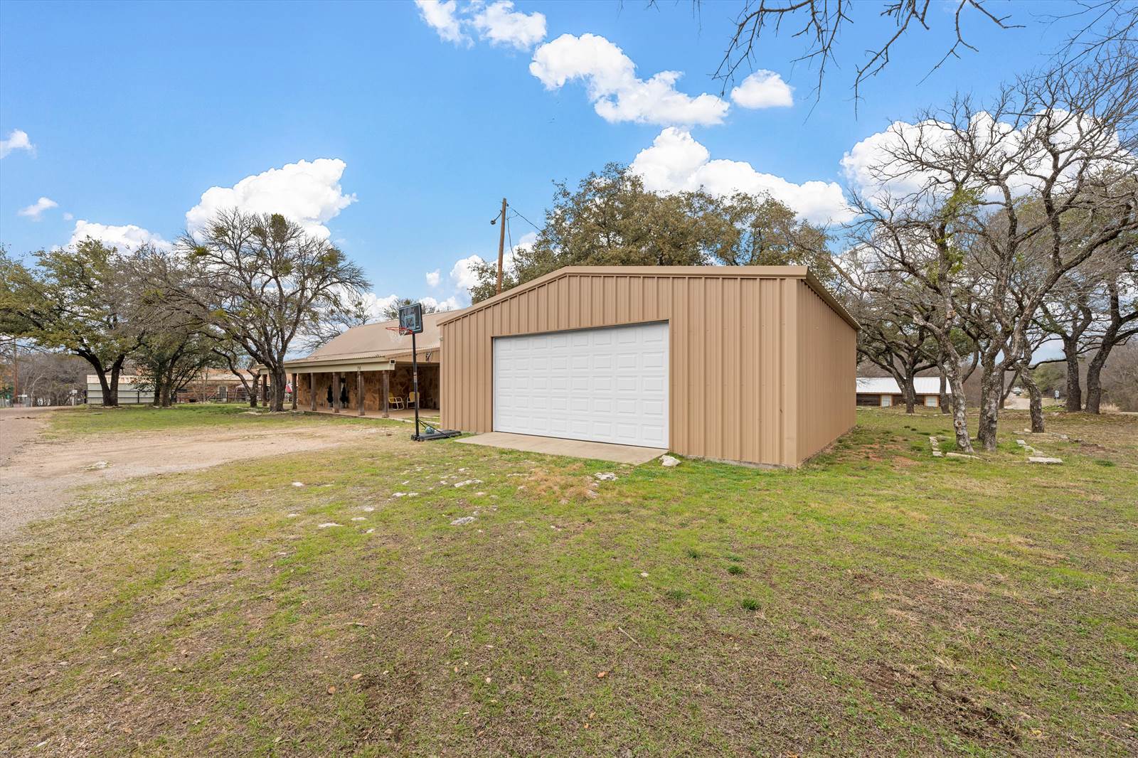150 CR 1722, Clifton, TX 76634