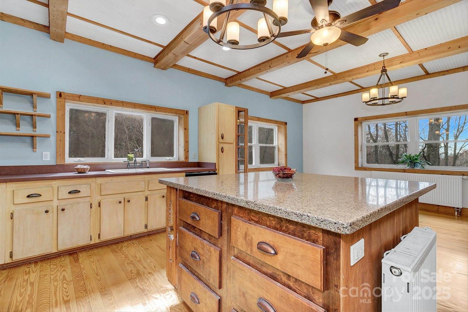278 Kelses Valley Drive, Mars Hill, NC 28754