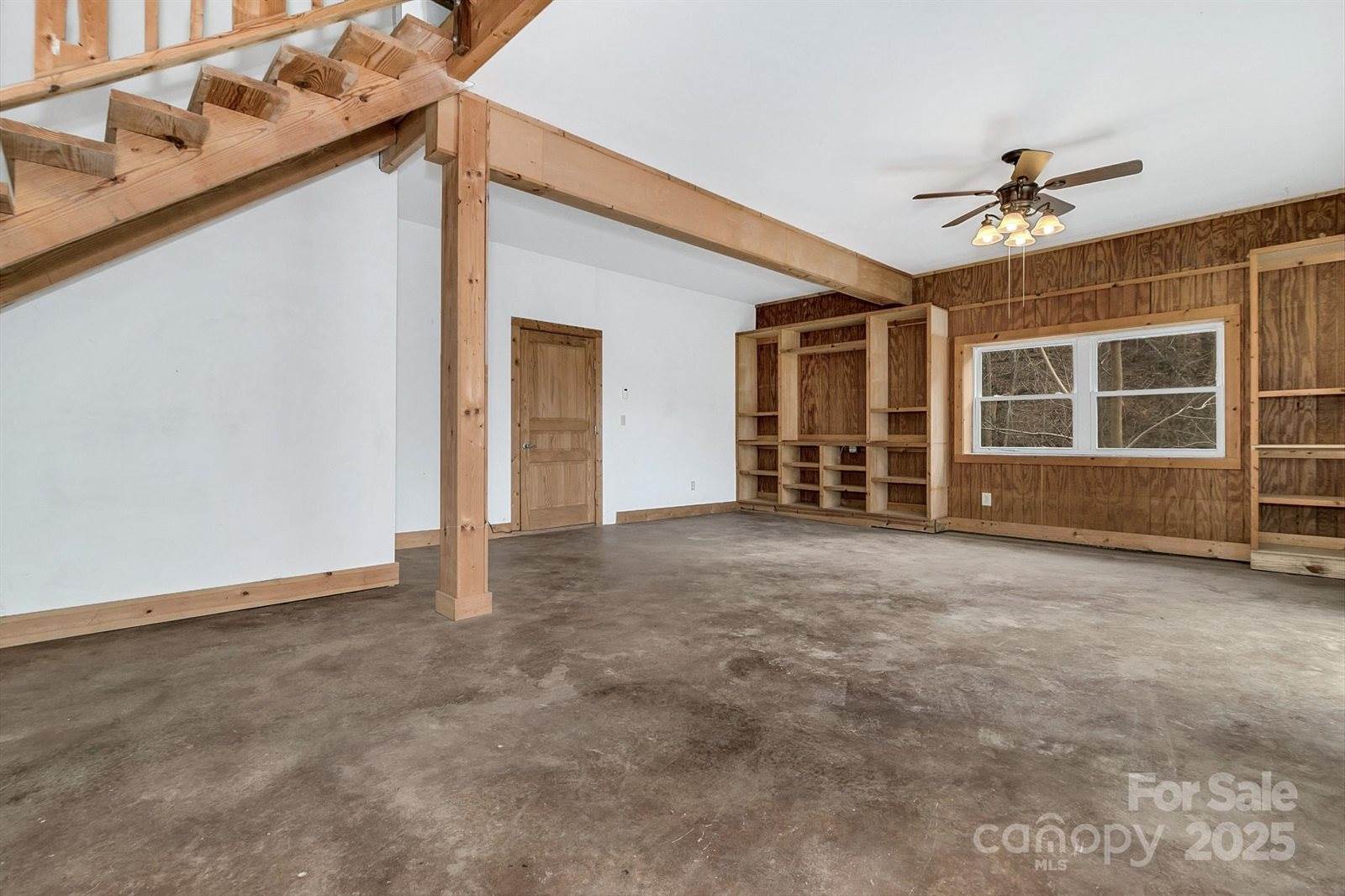 278 Kelses Valley Drive, Mars Hill, NC 28754