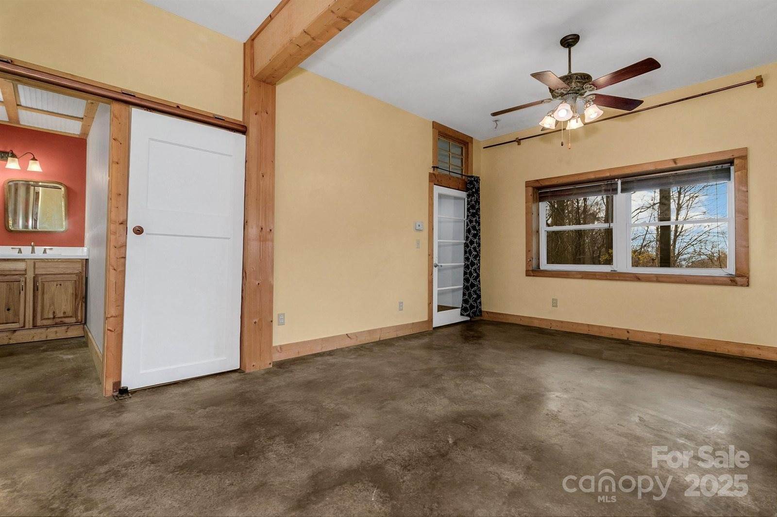 278 Kelses Valley Drive, Mars Hill, NC 28754