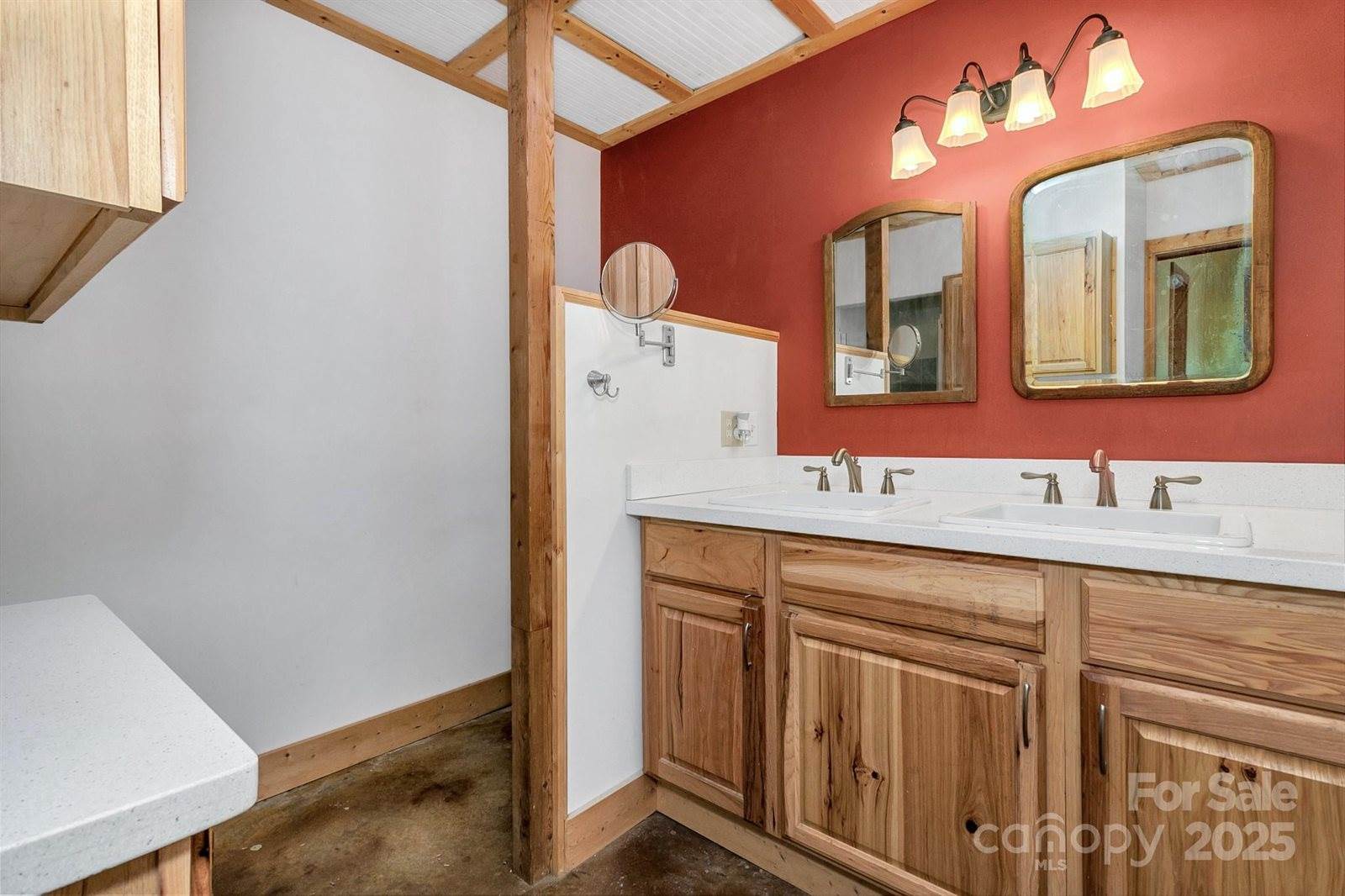 278 Kelses Valley Drive, Mars Hill, NC 28754