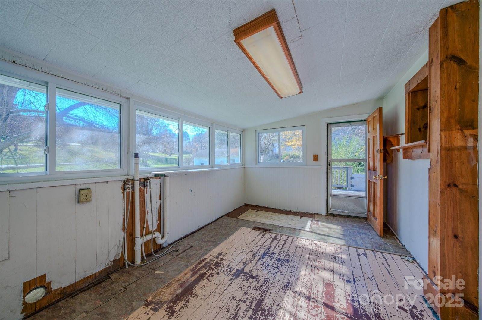 111 Le-An-Hurst Road, Asheville, NC 28803