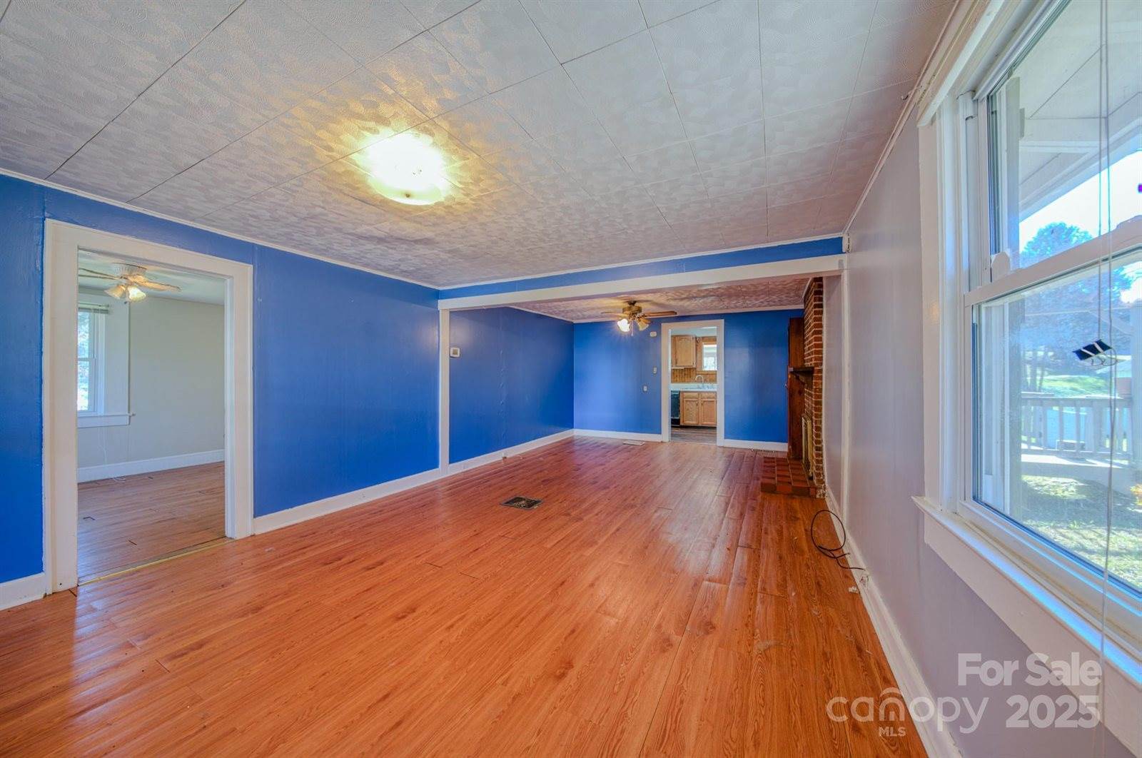 111 Le-An-Hurst Road, Asheville, NC 28803