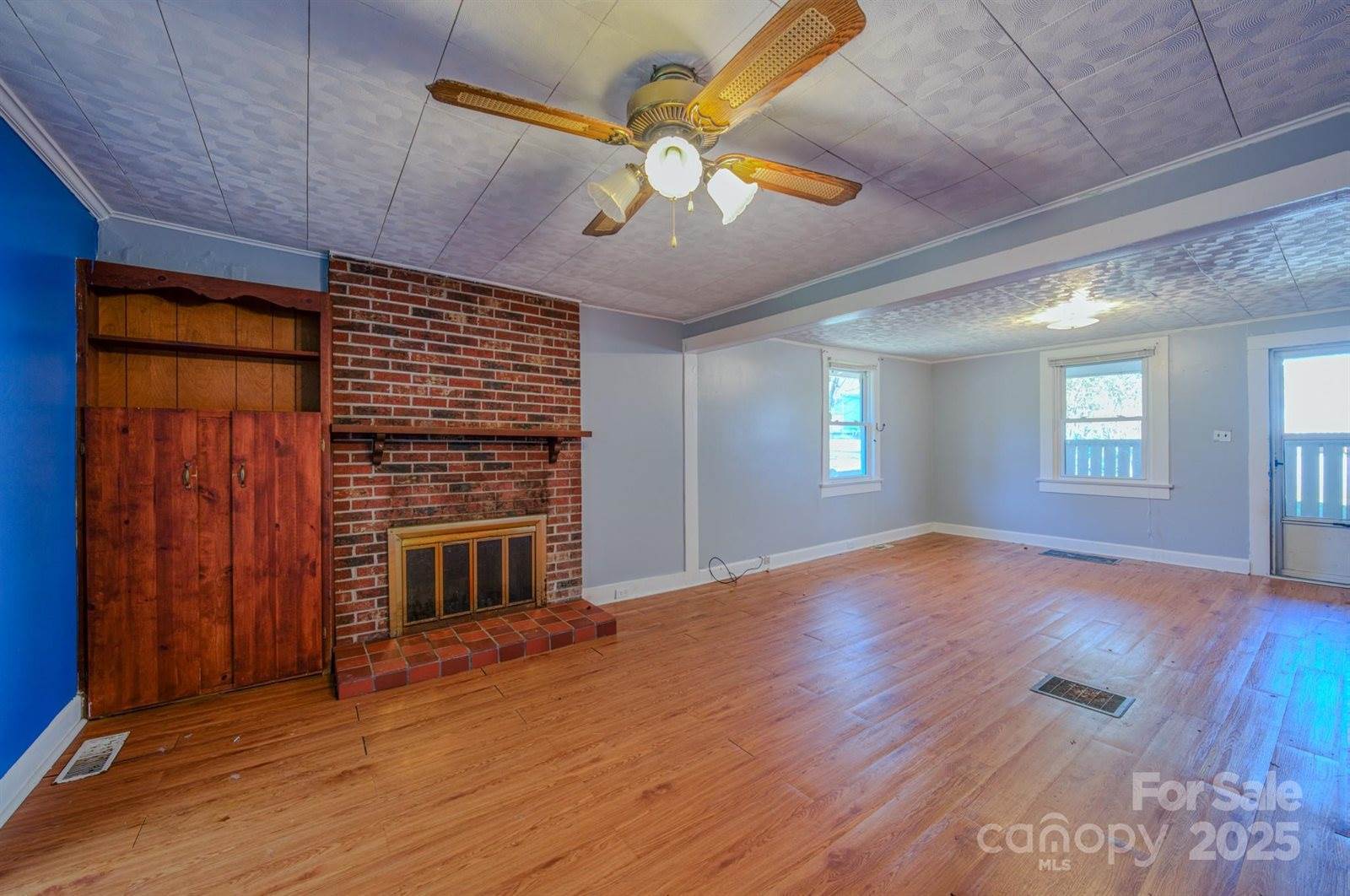 111 Le-An-Hurst Road, Asheville, NC 28803