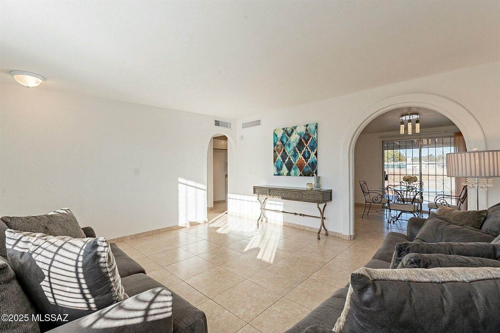 4857 S Calle Pilar, Tucson, AZ 85714