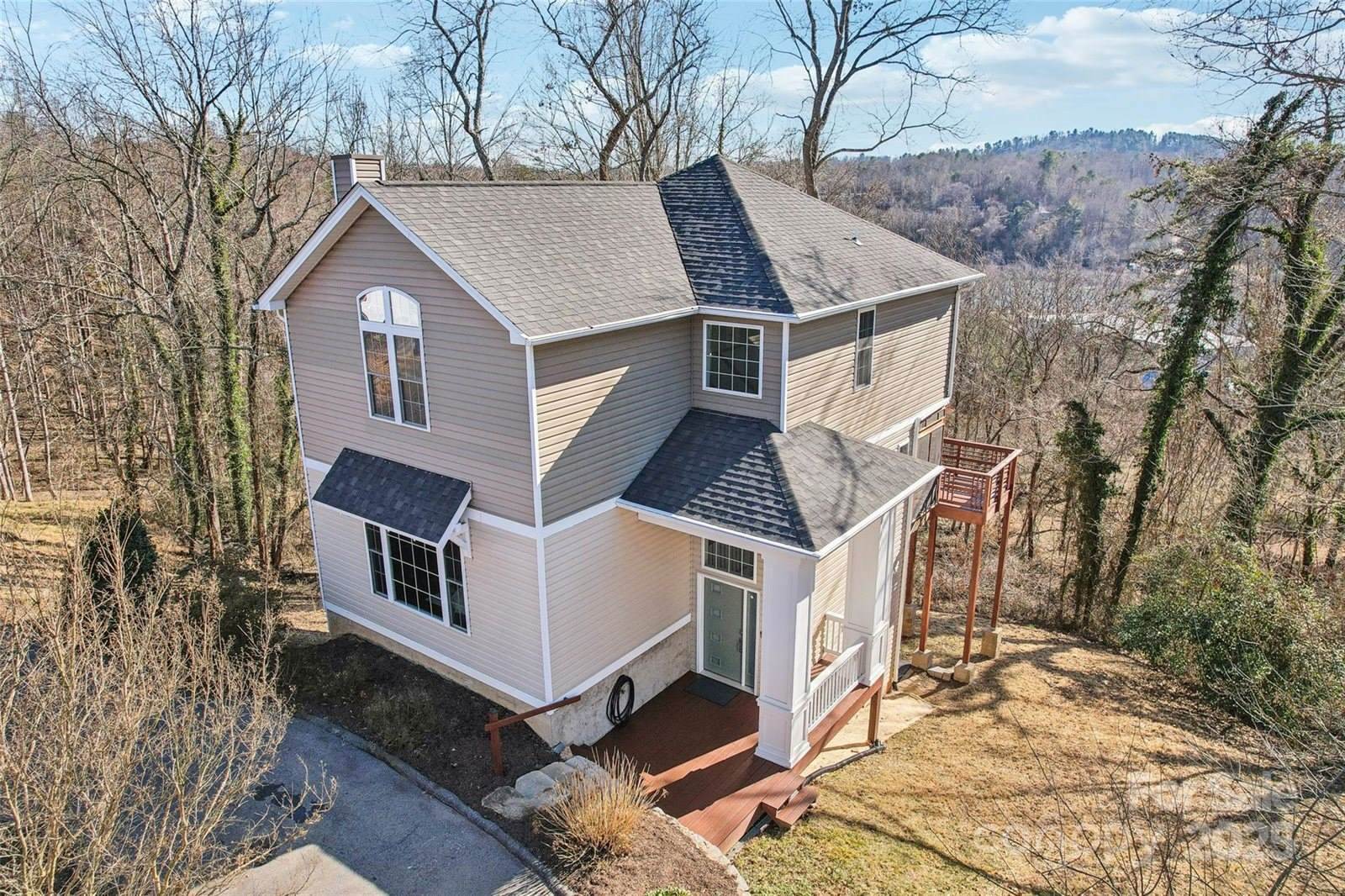 34 Grey River Run, Asheville, NC 28804