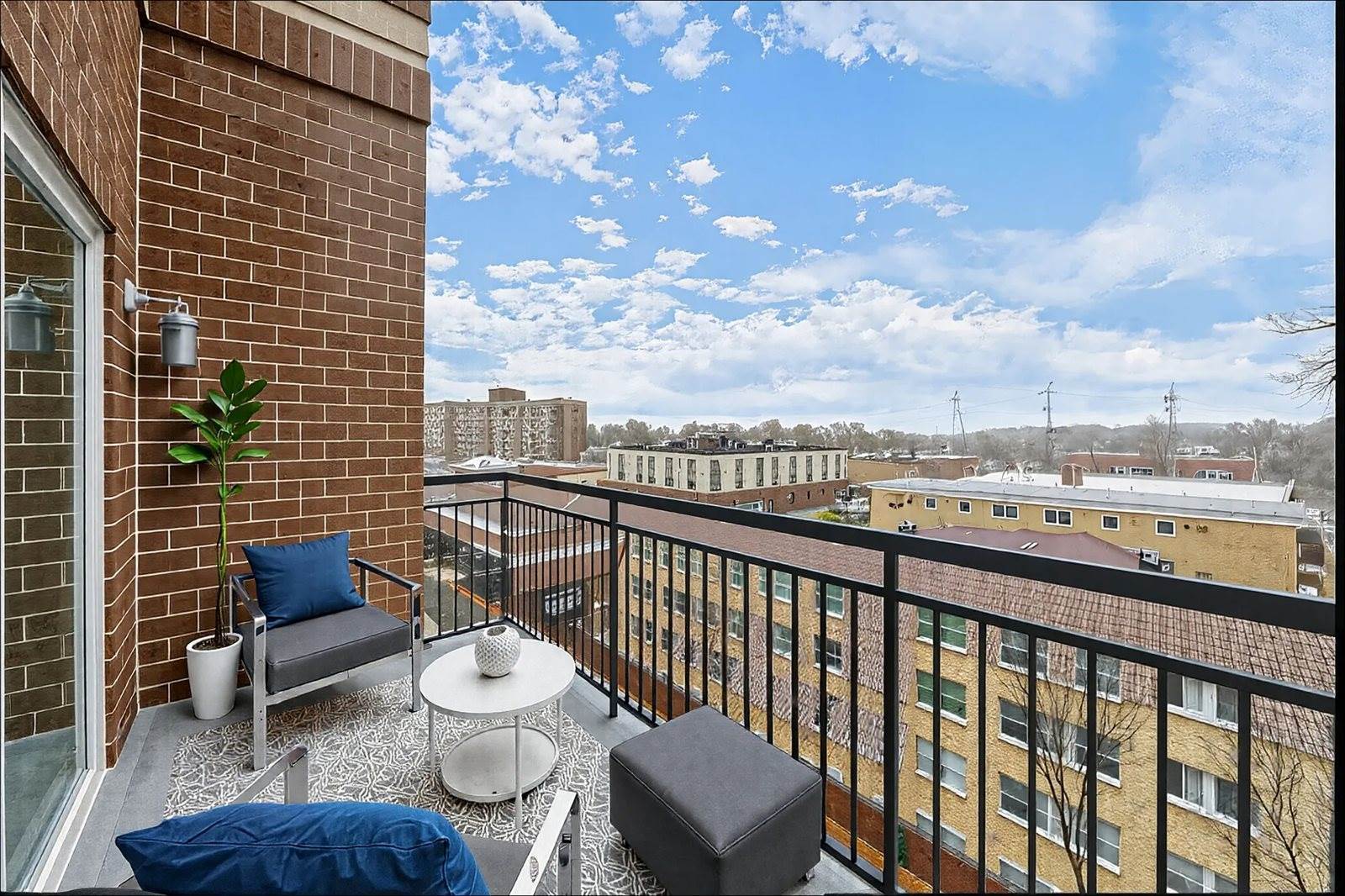 1277 East Thacker Street, #506, Des Plaines, IL 60016