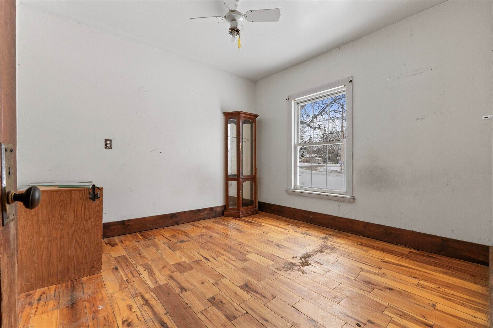 72 Main Street, Medway, ME 04460