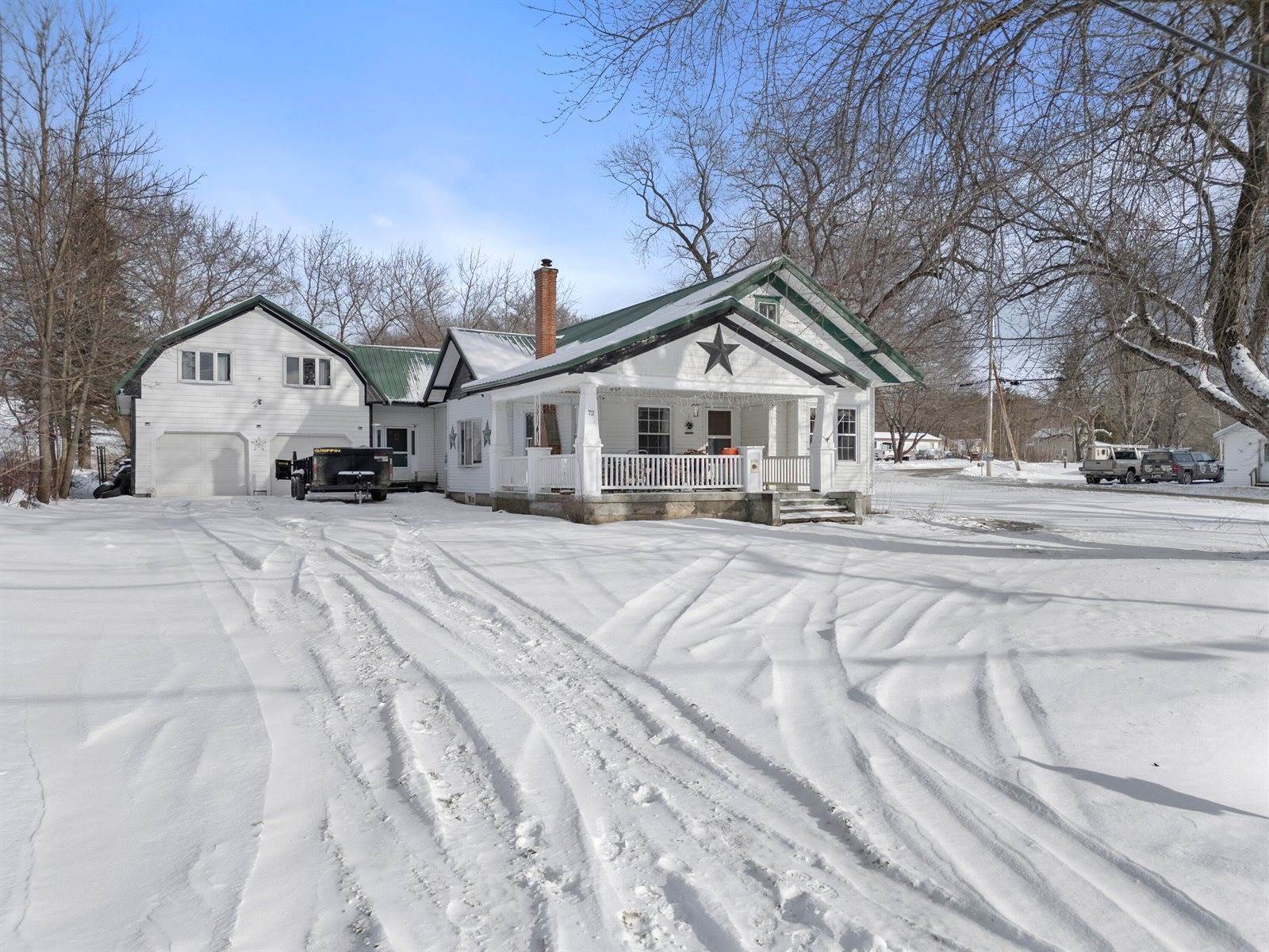 72 Main Street, Medway, ME 04460