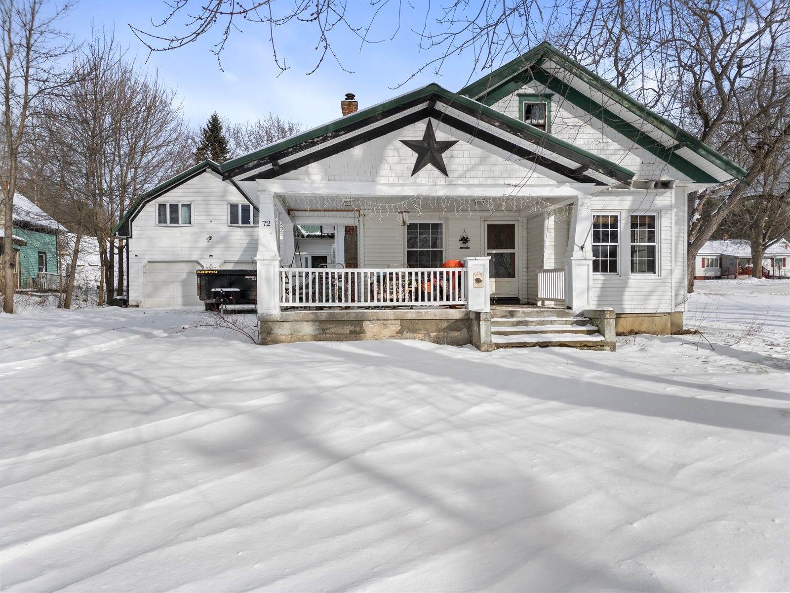 72 Main Street, Medway, ME 04460