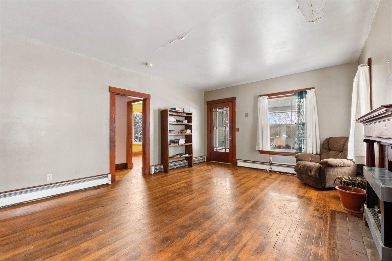 72 Main Street, Medway, ME 04460