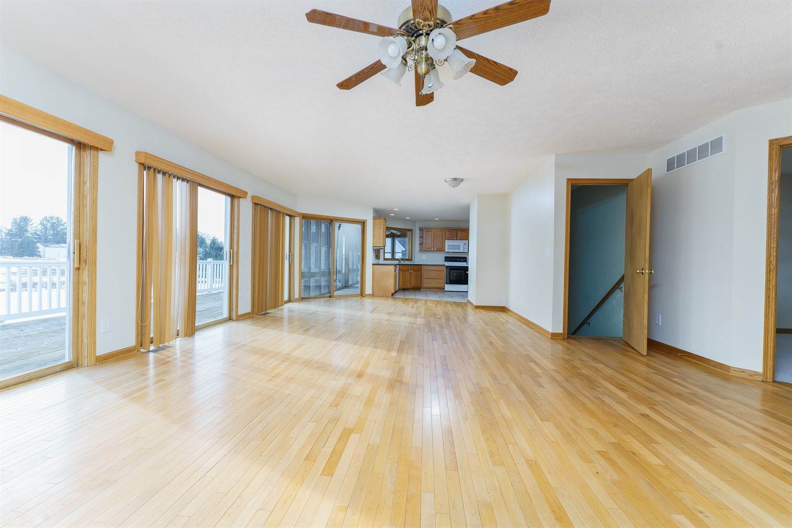 1052 East Dexter Trail, InghamTownship_Ingham, MI 48819