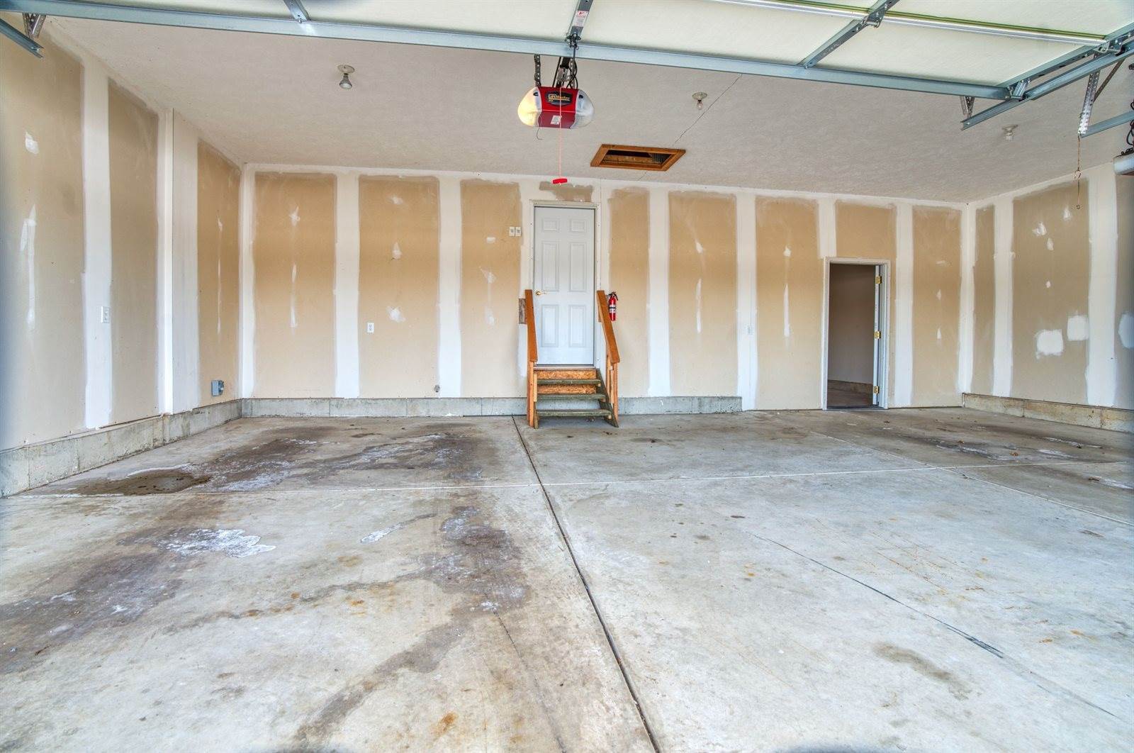 1052 East Dexter Trail, InghamTownship_Ingham, MI 48819