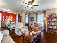 2072 W Lotus Ave, Fort Worth, TX 76111